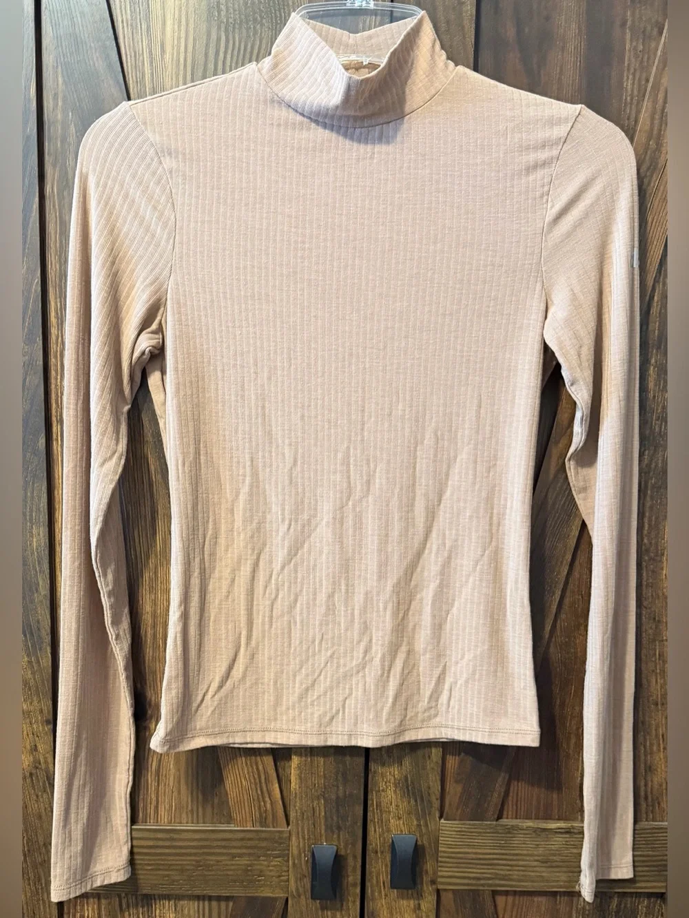 Alo Yoga Ribbed Mock Neck Long Sleeve Top